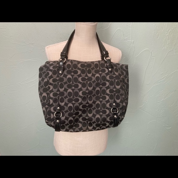 Coach Black Bag - Picture 2 of 9